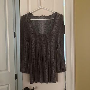 LONG SLEEVE TUNIC. GREAT CONDITION. VINTAGE.